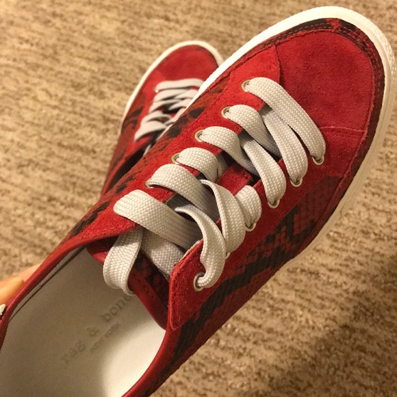 Rag and bone red snake embossed low top sneaker - Picture 4 of 5